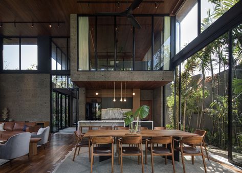 Alexis Dornier, Tropical House Design, Inside A House, Bali House, Tropical House, Modern Tropical, River House, Casas De Ensueño, Balinese