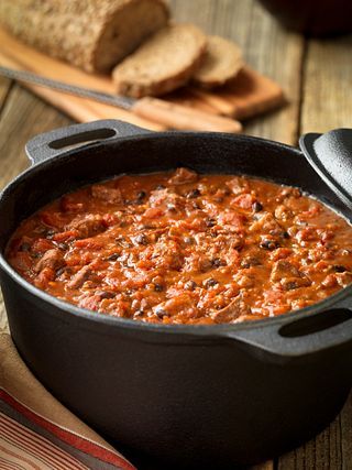 Smoky Chili Recipe, Chipotle Chili Recipe, Smoky Chili, Beef Shoulder Roast, Beef Shoulder, Beef Chili Recipe, Shoulder Roast, Chipotle Chili, Crockpot Chili