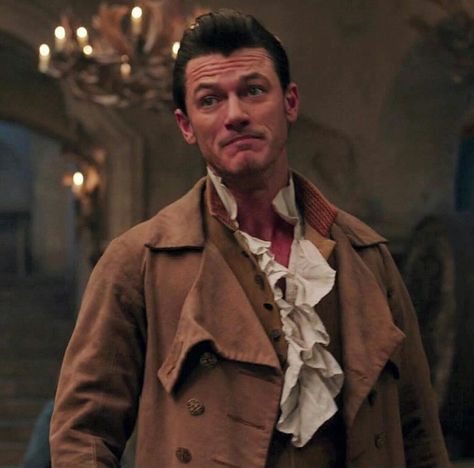 Gaston Gaston Live Action, Gaston Luke Evans, Gaston Beauty And The Beast, Villain Fashion, Mal And Evie, Disney Live Action Movies, High Kick, Beauty And The Beast Movie, Live Action Movie