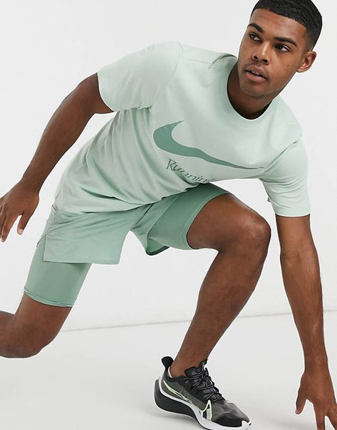 Sportwear Photoshoot Men, Fitness Shoot Ideas, Sports Photoshoot, Activewear Photoshoot, Sport Fashion Photography, Nike Clothes Mens, Men Activewear, Sport Magazine, Gym Wear Men