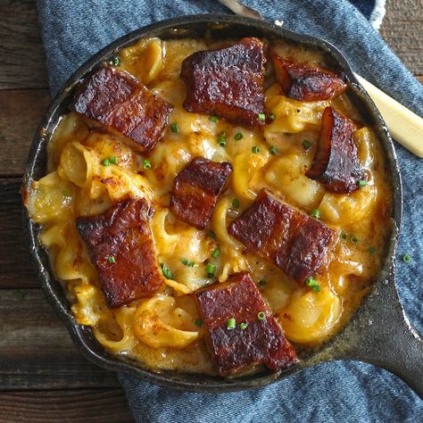 Pork Belly Mac and Cheese - The Food in My Beard Pork N Beans, Creamy Mac And Cheese, Baked Mac N Cheese, Mac And Cheese Recipe, Baked Mac, Bbq Sauce Homemade, Homemade Bbq, Smoked Pork, Mac N Cheese Recipe