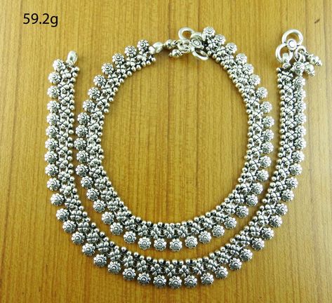 Leg Anklets Silver, Anklet Designs Silver, Payal Designs Silver, Anklets Silver, Pretty Gold Necklaces, Indian Gold Necklace Designs, Silver Anklets Designs, Indian Gold Necklace, Silver Payal