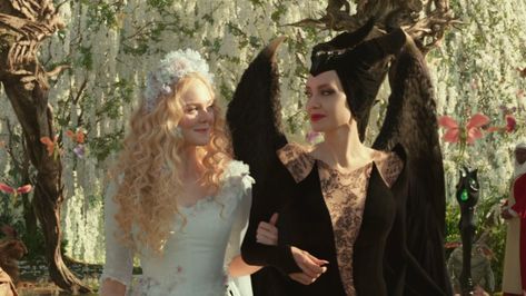 Maleficent And Aurora, Maleficent Princess Aurora, Aurora From Maleficent, Maleficent And Aroura, Maleficent Movie, The Third Wheel, Maleficent 2014, Maleficent, Aurora