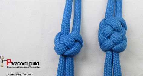 How to tie a double lanyard knot - Paracord guild Paracord Instructions, Paracord Weaving, Paracord Projects Tutorials, Splicing Rope, Paracord Uses, Lanyard Knot, Leather Braiding, Friendship Knot, Paracord Knife