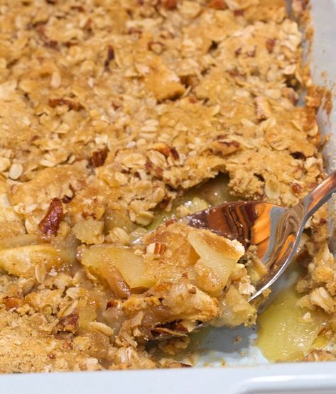 Easy Apple Crisp Fall Apple Pie, My Country Table, Fall Sweets, Easy Apple Crisp, Apple Crisps, Apple Treats, Sugary Treats, Apple Streusel, Apple Crisp Easy