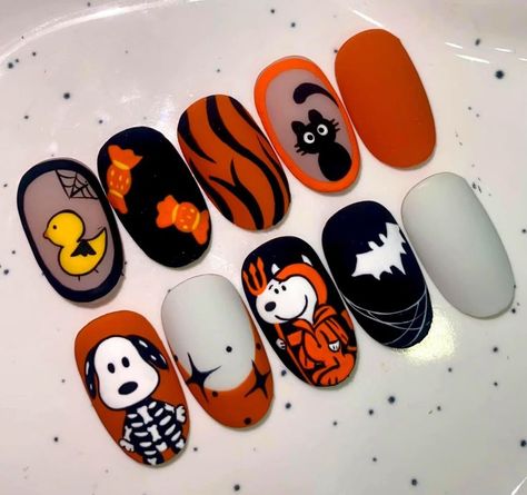 #nails #nailswag #nailstagram #nailsofinstagram #nailsart #nailsoftheday #nails2inspire #nailsalon #nailsonfleek #nailsdid #NailStyle #nailsdesign #nailsdone #nailsofig #nailsmagazine #nailsaddict #nailspolish #nailsoftheweek #nailshop #nailsonpoint #nailstamping #nailstoinspire #nailsnailsnails #nailspa #nailsvideos #nailsinc #Nailsbyme #nails4yummies #nailswatch #nailslove 3d Nails Halloween, Halloween Snoopy Nails, Snoopy Nails Halloween, Snoopy Halloween Nails, Snoopy Nails, Nail Halloween, Ghost Nails, Holloween Nails, Halloween Nails Easy