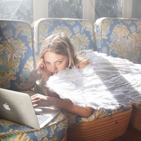 Alana Champion, An Angel, Angel Wings, A Woman, Couch, Angel, Instagram