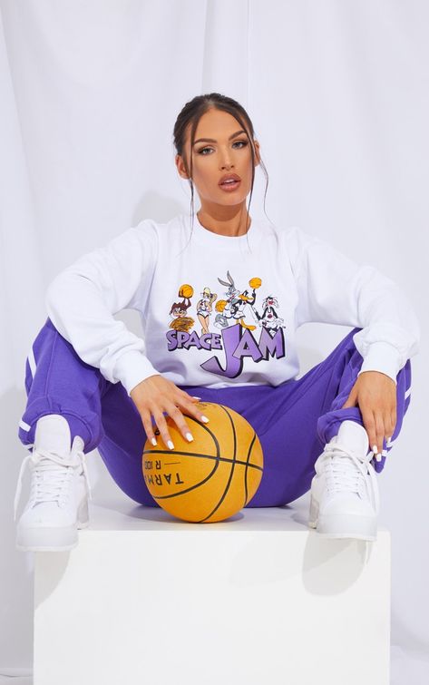 Purple Bottoms, Purple Bottom, Fashion Outfit Ideas, Sweatshirt Streetwear, Space Jam, Streetwear Fashion Women, White Space, Teenage Fashion Outfits, Streetwear Women