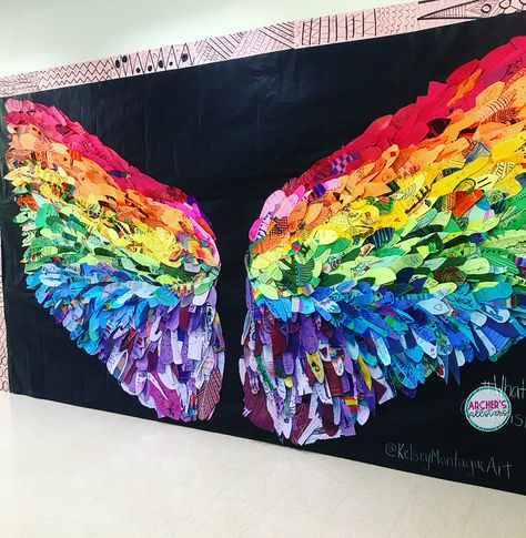 I love this display our art teacher put together inspired by @kelseymontagueart. Every single student made a feather for the display!! Love… Deco Classroom, Art Bulletin Boards, Group Art Projects, Collaborative Art Projects, Feather Diy, School Murals, Bulletin Board Ideas, Wings Art, Group Art