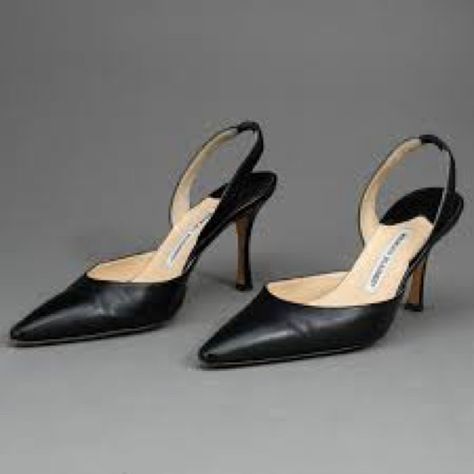 Manolo Blahnik Carolyne 50 Kitten Heel Slingback Pumps Black Leather Size 38.5 Manolo Blahnik Carolyne, Manolo Blahnik Black, Blahnik Shoes, Manolo Blahnik Shoes, Slingback Pump, Kitten Heel, Black Pumps, Manolo Blahnik, Kitten Heels