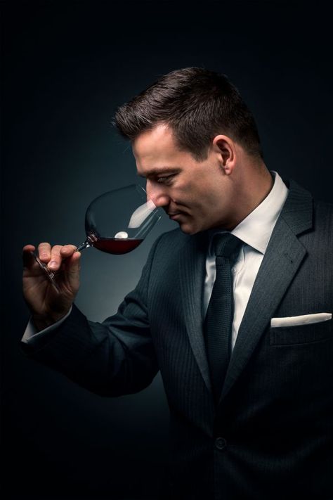 Wine Sommelier Photography, Men Drinking Wine Photography, Man Drinking Wine, Sommelier Photography, Women Drinking Wine, Champagne Campaign, Wine Sommelier, Men's Portrait Photography, Wine Book