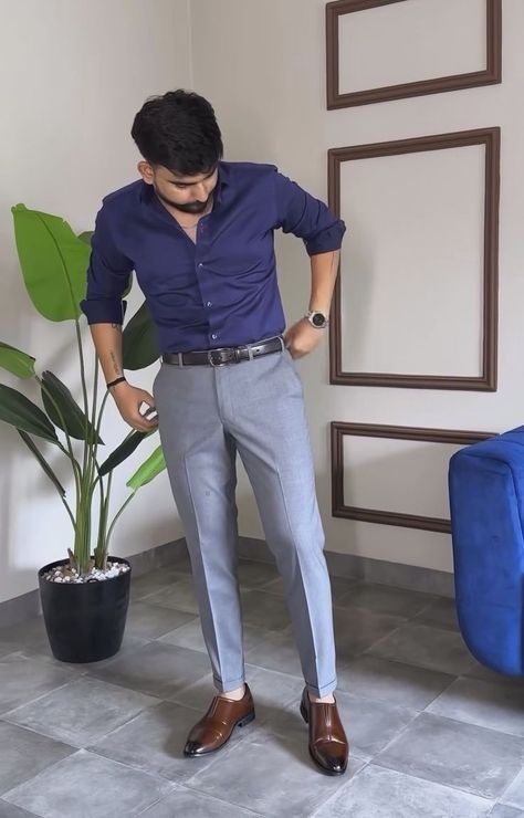 Style Your Clothes, Men Formal Outfit, Irreconcilable Differences, Business Casual Attire For Men, Guys Fashion Casual, Formal Dresses For Men, Stylish Mens Suits, Mens Smart Casual Outfits, Smart Casual Menswear