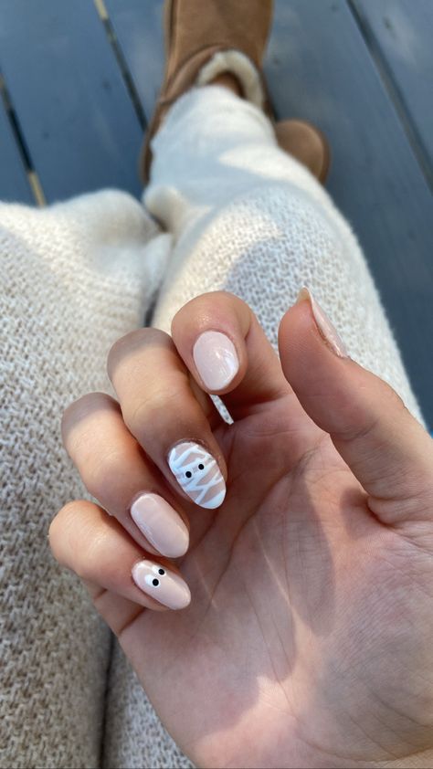 Minimalist Nails Halloween, Halloween Minimalist Nails, Mummy Halloween Nails, Halloween Nails Mummy, Halloween Mummy Nails, Mummy Nail Art, 2025 Nails, Mummy Nails, Ankle Tattoos