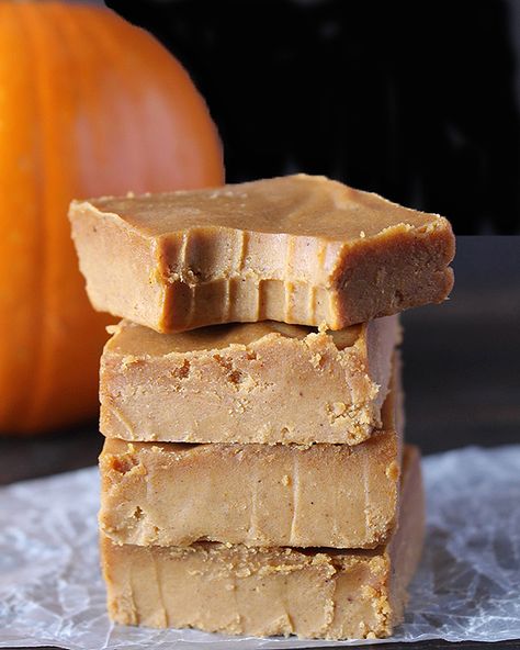 Easy Paleo Pumpkin Fudge Pumpkin Spice Fudge, Coconut Oil Fudge, Pumpkin Coconut, Pumpkin Granola, Pumpkin Fudge, Paleo Pumpkin, Pumpkin Spice Syrup, Fudge Easy, Paleo Chocolate