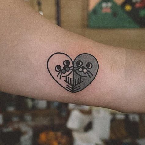 Cute heart seal tattoo Freedom Tattoo, Seal Tattoo, Freedom Tattoos, Friendship Tattoos, Tattoo Desings, Symbol Tattoos, Best Friend Tattoos, Baby Tattoos, Friend Tattoos