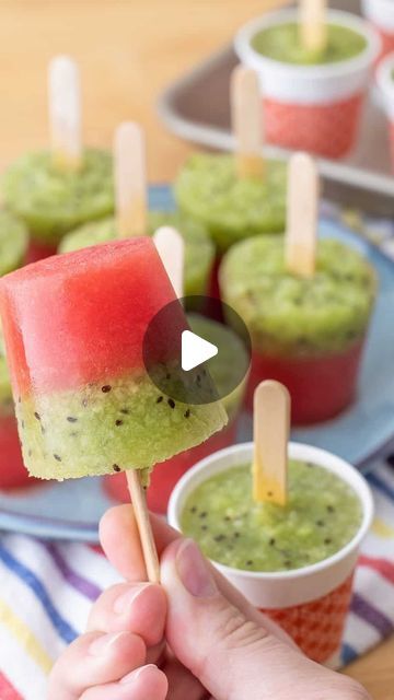 Watermelon Snacks, Hello Yummy, Italian Sandwich Recipes, Watermelon Snack, Watermelon Pops, Food Art For Kids, Fresh Watermelon, Snack Treat, Watermelon Recipes