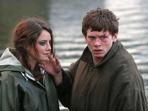 Jack O'Connell and Kaya Scodelario, still from UK's Skins.  They used to date in real life.  I never know whether it makes me happy or sick when such gorgeous people get together! Cook Skins, Im Useless, Skin Aesthetics, James Cook, Skins Uk, Kaya Scodelario, Pretty Skin, Series Movies, Movies Showing