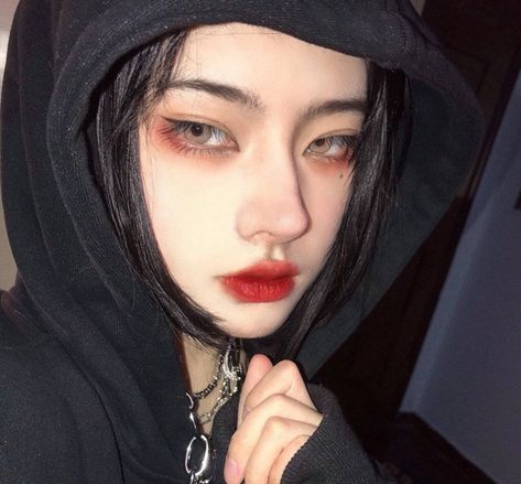 Red Undereye, Under Eye Makeup, Pretty Makeup Looks, Ulzzang Makeup, Ethereal Makeup, Kawaii Hairstyles, Red Makeup, Makeup Tut, Eye Makeup Designs