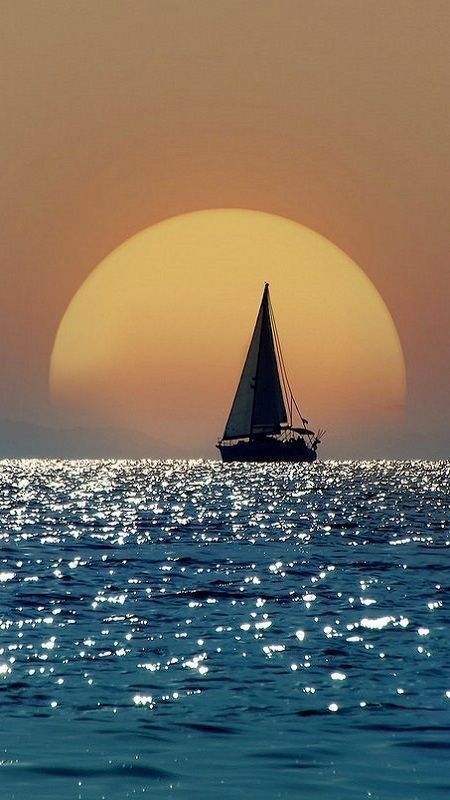 Sailboat Pictures, Navi A Vela, Alam Yang Indah, Sailboats, In The Ocean, Beautiful Sunset, Albania, Beach Life, Sunset Photography