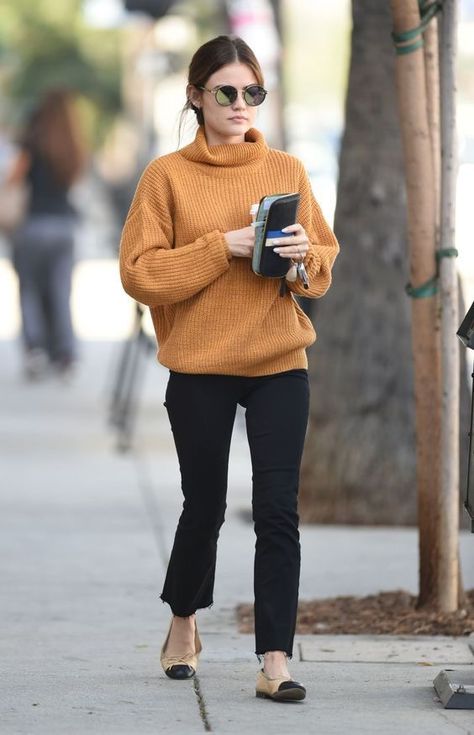 Lucy Hale Outfits, Lucy Hale Style, Jeans Outfit Casual, Lucy Hale, Cocktail Attire, Chrissy Teigen, Dakota Johnson, Mode Inspo, 가을 패션