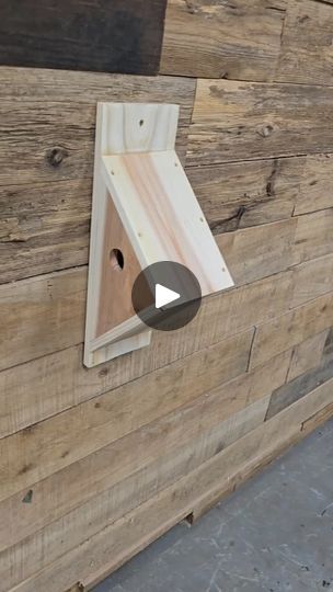 Fence Picket Birdhouse, Wren House, Fence Picket, Bird Houses Diy, Open Door, House Diy, Backyard Birds, Easy Diy Projects, Hummingbirds