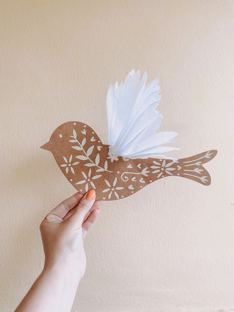 Bird craft 
Flower craft 
Crafts for kids Bird Crafts For Kids, Bird Paper Craft, Easter Church Decorations, Stage Design Ideas, Bird Christmas Ornaments, Church Decorations, Spring Craft, Easter Tree Decorations, Diy Birds