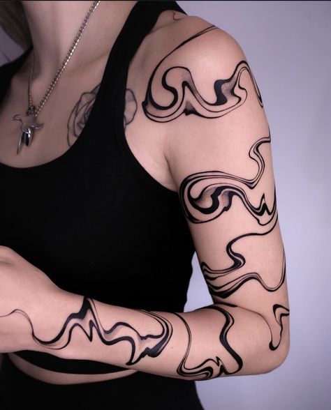 Swirl Tattoo, Abstract Tattoo Designs, Geniale Tattoos, Tattoos Inspo, Full Body Tattoo, Tattoo Board, Tattoo Arm, Line Tattoo, Black Ink Tattoos