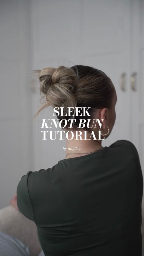 Dagi | Mein SLEEK KNOT BUN TUTORIAL 🫶🏼✨ Was ihr dafür braucht : - Eine Bürste - Einen Stielkamm - Eine Toupierbürste / Teasingbrush - Starkes H… | Instagram Sleek Knot Bun, Sleek Dutt, Knot Bun Tutorial, Sleek Bun Tutorial, Knotted Bun Tutorial, Hair Knot Tutorial, Knot Bun, Sleek Bun, Hair Knot