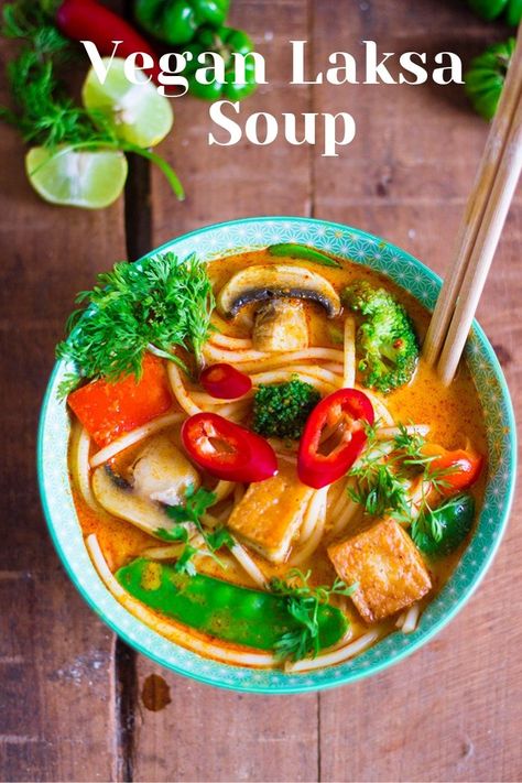 Vegan Laksa Soup. Malaysian Laksa Lemak. Thai Curry Laksa. This is a spicy Malaysian noodle soup finished off with a creamy coconut milk with added vegetables and crispy fried tofu. Vegan Laksa, Malaysian Laksa, Rice Ideas, Laksa Soup, Soup Thai, Curry Laksa, Healthy Soups, Curry Rice, Vegan Soups