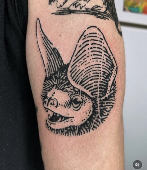 Tattoo Perna, Worst Tattoos, Woodcut Tattoo, Medieval Tattoo, Traditional Tattoo Designs, Bat Tattoo, 4 Tattoo, Dream Tattoos, Black Ink Tattoos