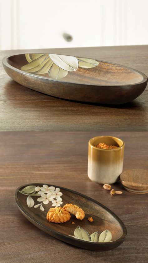 Wooden platter with print best quality, handemade product Wooden Platters Ideas, Platters Ideas, Wood Serving Platter, Wooden Ideas, Wooden Platters, Wooden Dishes, Serving Platter, Kitchen Items, Serving Platters