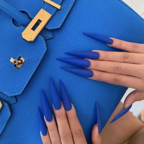 Cardi B's 17 Most Iconic Nail Looks Prove She's a Manicure Legend Cardi B Nails, Matte Stiletto Nails, S Nails, Formal Nails, Blush Nails, Dope Nail Designs, How To Grow Nails, Nails Tumblr, Long Acrylic Nails Coffin