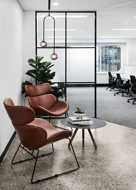 AEW Capital Spec Fitout - Sydney - Office Snapshots Office Futuristic, Modern Office Space Design, Modern Office Design Inspiration, Modern Office Lighting, Interior Kantor, Industrial Office Design, Office Decor Professional, Office Design Inspiration, Modern Office Space