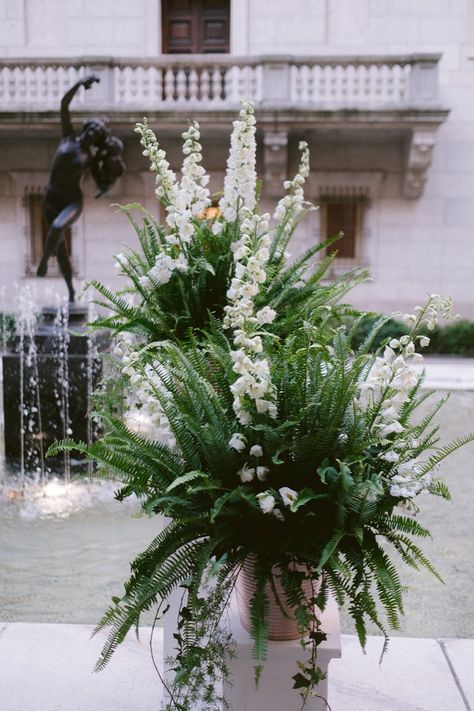 Potted Fern Centerpiece Wedding, Greenery Alter Arrangements, Hanging Fern Wedding Decor, Ferns And White Flowers Wedding, Unique Ceremony Decor, Flower Arrangements With Ferns, Ivy Floral Arrangements, Fern Wedding Arrangement, Plant Wedding Alter