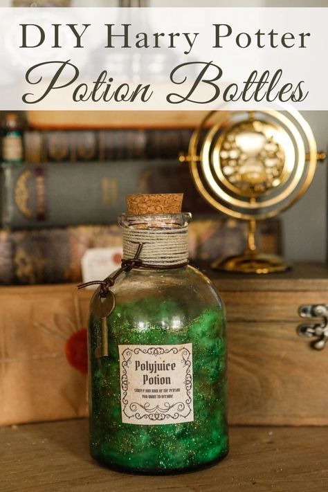 How to make Harry Potter Potion Bottles DIY Harry Potter Potions Diy, Harry Potter Potion Ingredients, Potions Diy, Diy Potion Bottles, How To Make Potions, Harry Potter Potion Bottles, Harry Potter Potion Labels, Diy Harry Potter Crafts, Polyjuice Potion