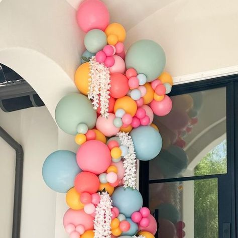 Balloon Board, Balloon Colors, Balloons Galore, Balloon House, Grad Party Decorations, Birthday Dinner Party, Beautiful Sunday, 2nd Birthday Party Themes, Balloon Ideas