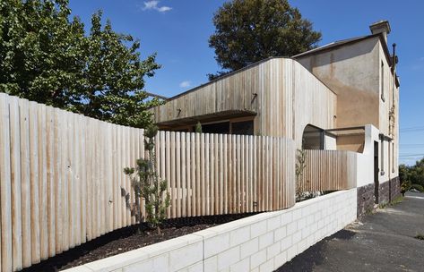 Dress Makeover, House Fence, Stunning Homes, Outdoor Space Design, Brick Exterior, Bustle Dress, Curved Walls, Architecture Inspiration, Victorian Terrace