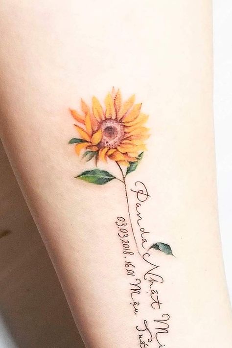 Tattoos Mandala, Anklet Tattoos, Tattoo Outline Drawing, Beautiful Flower Tattoos, Vine Tattoos, Tattoos Geometric, Sunflower Tattoos, Tattoo Bracelet, Sunflower Tattoo Design