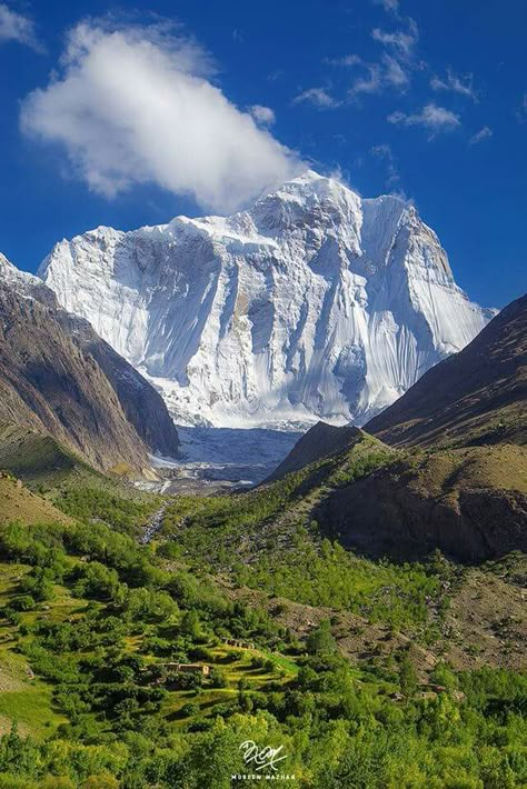 Chitral Valley, Hunza Valley, Mountain Lover, Nature Images, Mountain Range, Beautiful Landscapes, The Wall, Beautiful Nature, The Good Place