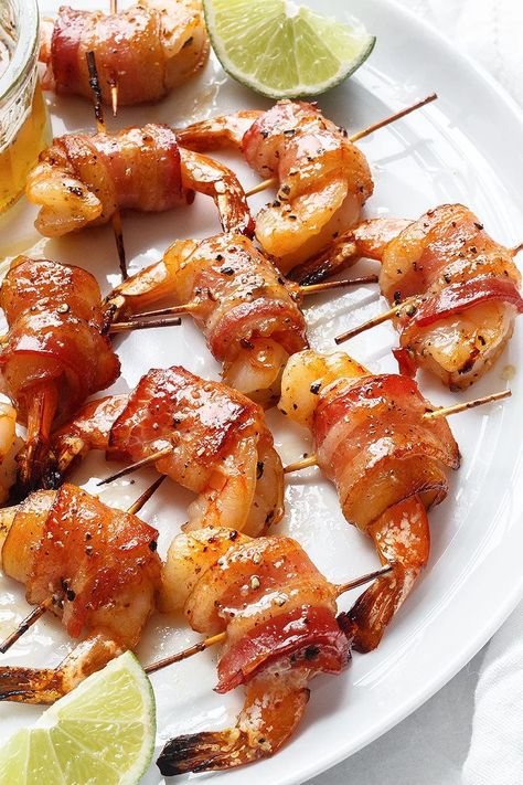 Honey-garlic Bacon Wrapped Shrimp - These crisp and sticky treats are the ultimate last-minute appetizer recipe! - #recipe by #eatwell101® Bacon Wrap Shrimp Recipes, Shrimp Appetizer Recipes, Wrapped Shrimp, Bacon Wrapped Shrimp, Shrimp Appetizers, Bacon Appetizers, Shrimp Skewers, Christmas Recipes Appetizers, Best Appetizer Recipes