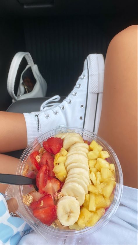 Cute Acai Bowl, Playa Bowls Aesthetic, Camera Eats First, Açai Bowls, Bowls Healthy, Pitaya Bowl, Açaí Bowls, Food Post, Trendy Food