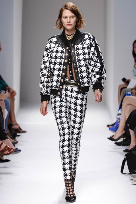 20 Standout Looks from Milan & Paris Fashion Week Spring/Summer 2014 Houndstooth Runway, Review Fashion, Fashion Week Runway, 2014 Fashion, Spring Summer 2014, Summer 2014, Primavera Estate, Fashion Week Spring, Paris Fashion