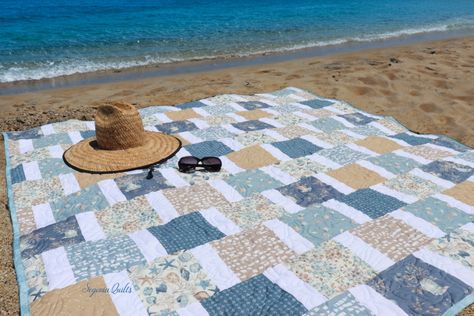 Blue Escape Coastal Beach Quilt - Seaside Quilts Free Pattern, Coastal Quilts Patterns, Beachy Quilts Patterns, Coastal Quilt Patterns, Beach Quilts Ideas, Beach Themed Quilts, Beach Quilts, Boat Quilt, Coastal Quilts