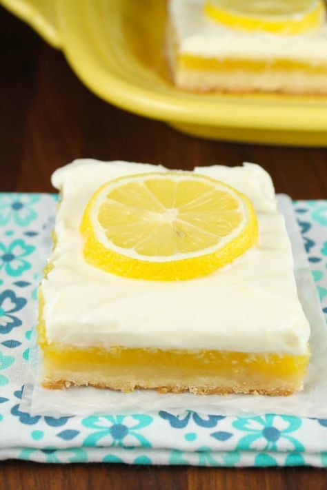 Lemon Bars with Cream Cheese Icing Lemon Bars With Cream Cheese, Cream Cheese Icing Recipe, Bars With Cream Cheese, Cream Cheese Recipe, Lemon Treats, Lemon Bars Easy, Caramel Chocolate Chip Cookies, Dessert Bar Recipe, Chocolate Chip Cookie Bars