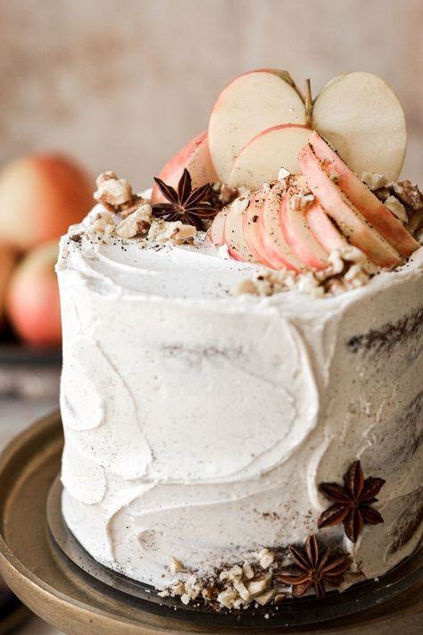 High Altitude Cake Recipe, Apple Layer Cake, Apple Butter Cake, Fall Birthday Cakes, Fluffy Buttercream, Fall Cake, Homemade Apple Butter, Rum Raisin, Fall Cakes