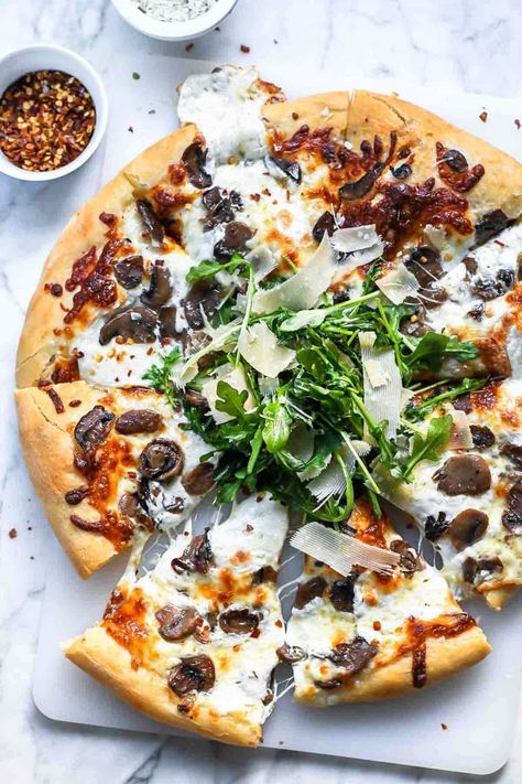 Truffled Mushroom Pizza Recipe | foodiecrush.com Mushroom Pizza Recipes, Homemade Pizza Recipe Easy, Truffle Pizza, Homemade Pizza Dough Easy, Vegan Truffles, Truffle Mushroom, Baked Dinner Recipes, Best Homemade Pizza, Mushroom Pizza