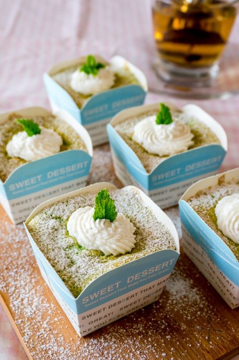 Pandan Hokkaido Chiffon Cupcakes Hokkaido Cake, Hokkaido Cupcake, Chiffon Cupcakes, Pandan Cake, Cake Packaging, Cake Cupcakes, Asian Desserts, Chiffon Cake, Japanese Sweets