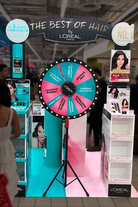 event_loreal_lphe_2019_906040_01_seong_kim Launch Event Ideas, Store Display Design, Beauty Event, Backdrop Design, Launch Event, Event Ideas, Display Design, Store Display, Gift Set