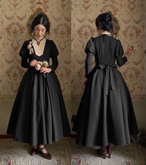 New Release: 【-A Doll's Notebook-】 Vintage Gothic Lolita OP Dress

◆ Shopping Link >>> https://lolitawardrobe.com/a-dolls-notebook-vintage-gothic-lolita-op-dress_p7598.html Dark Academia Dress, Shopping Link, Op Dress, Fashion Themes, Maid Outfit, Dress Shopping, Vintage Gothic, Gothic Dress, Kawaii Clothes