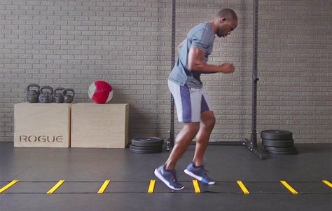 Here’s why every single guy should do speed ladder drills Agility Ladder Drills, Ladder Drills, Ladder Workout, Agility Workouts, Vertical Jump Training, Running Drills, Speed Workout, Basketball Tricks, Football Workouts